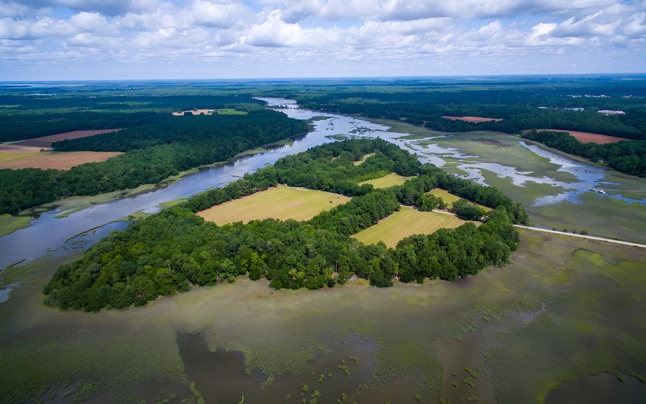 Property Spotlight – Hoopstick Island