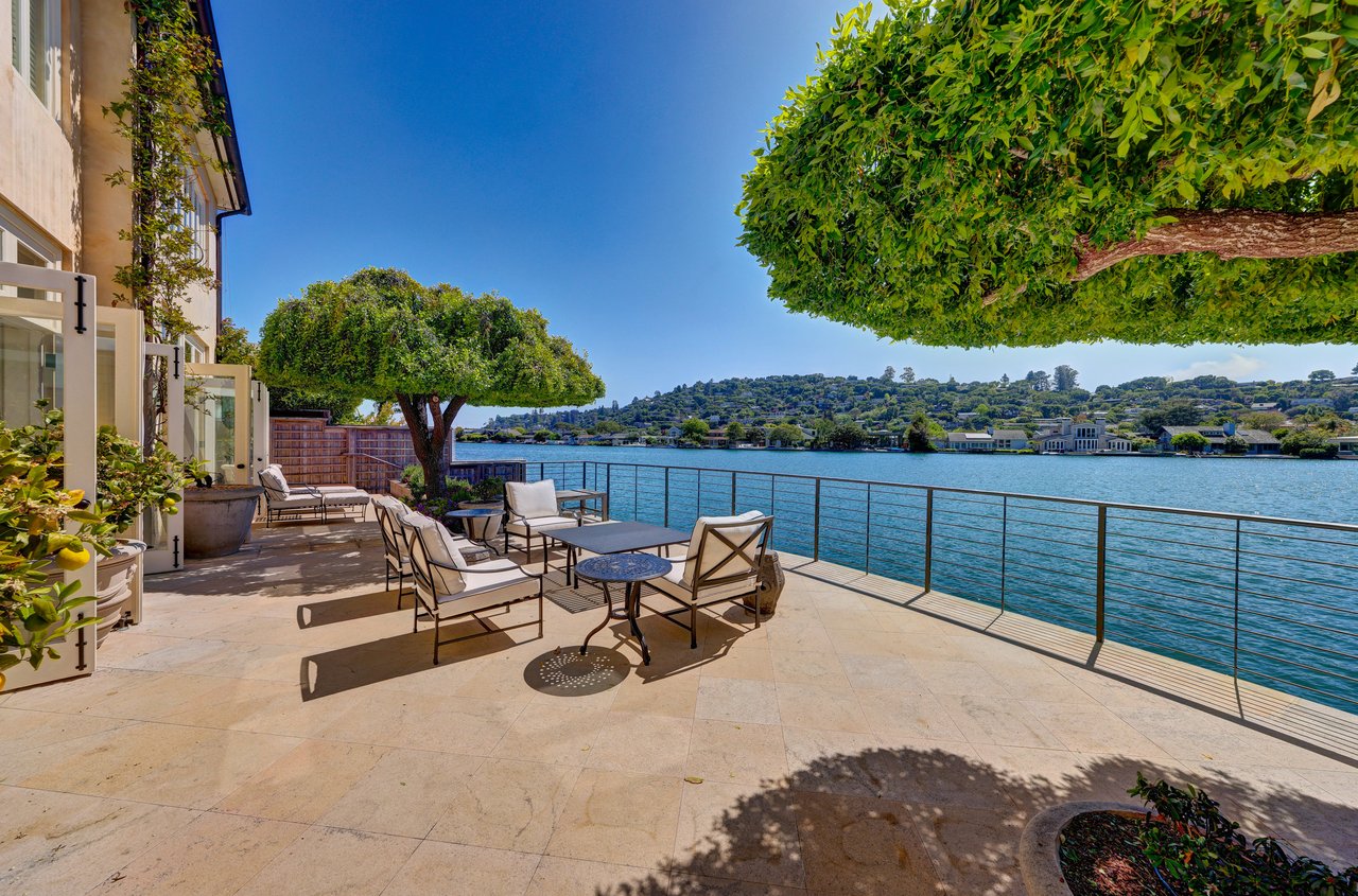 Unparalleled Design on the Belvedere Lagoon