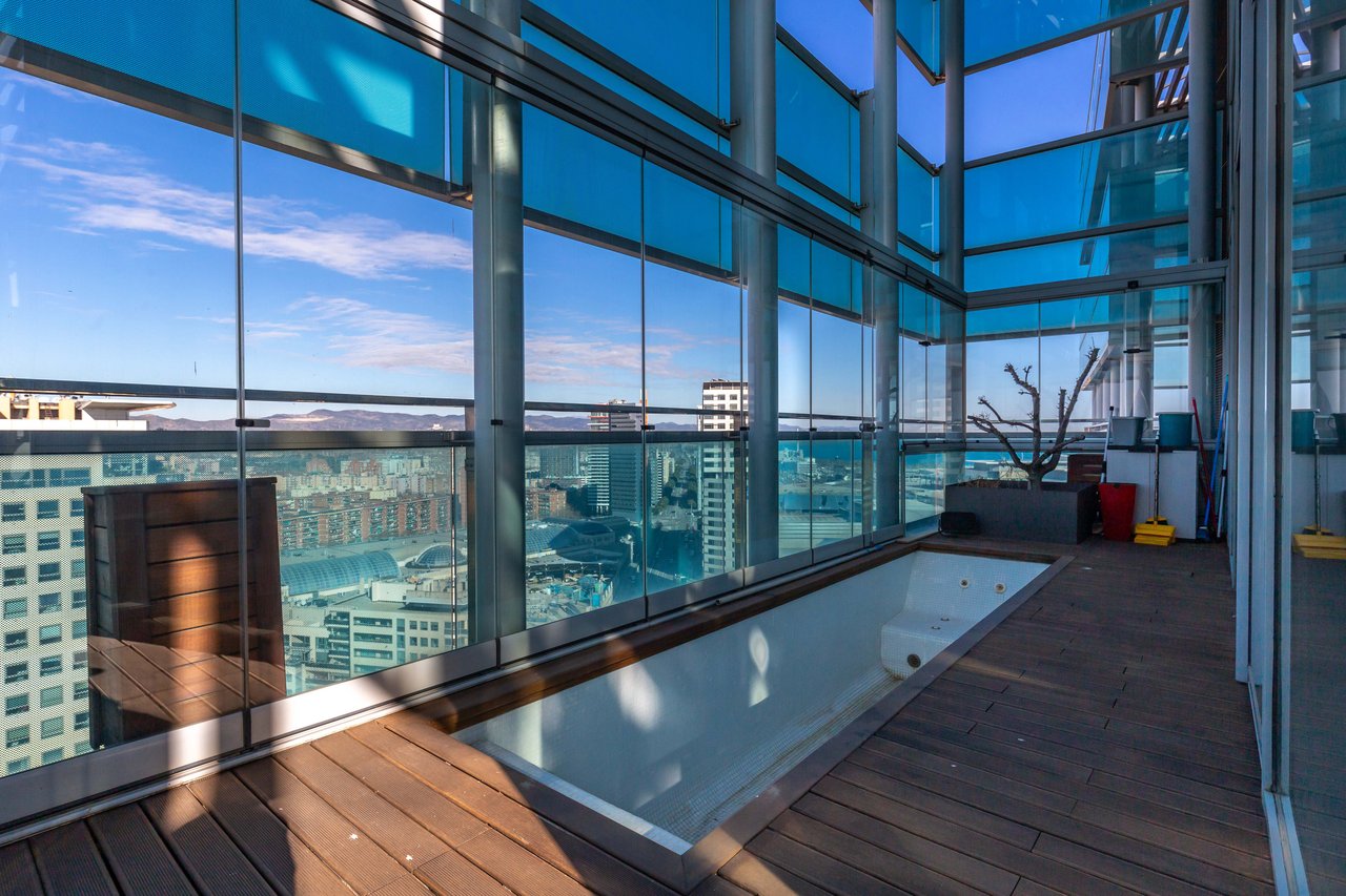 Luxury penthouse in Diagonal Mar, with views and pool 