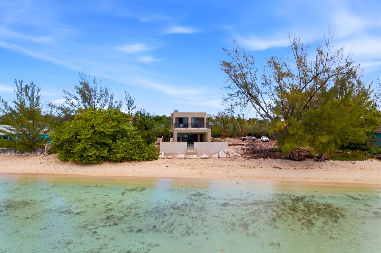 Villa Sol, Adelaide Beach