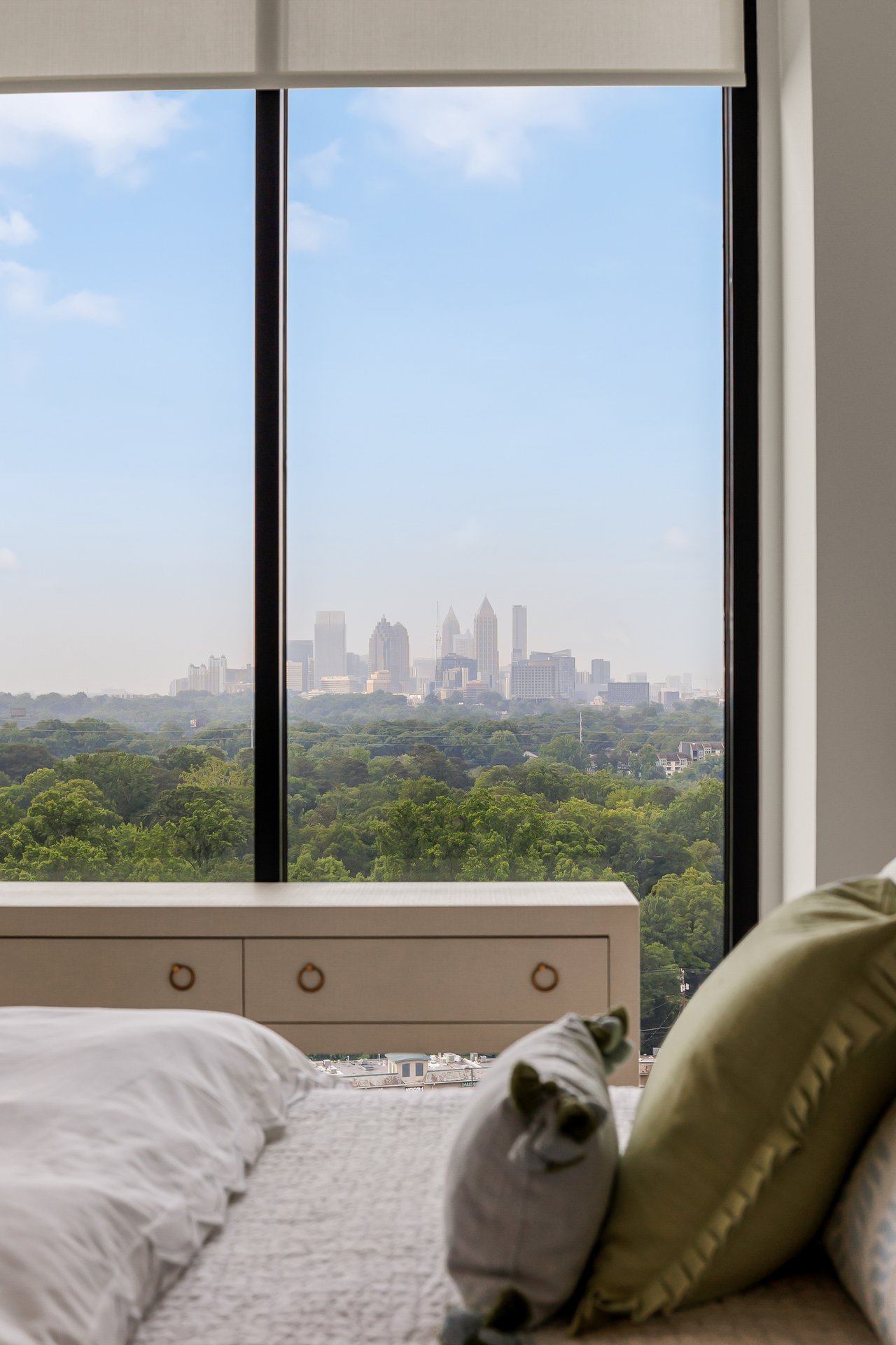 2425 Peachtree Road NE Unit 1406