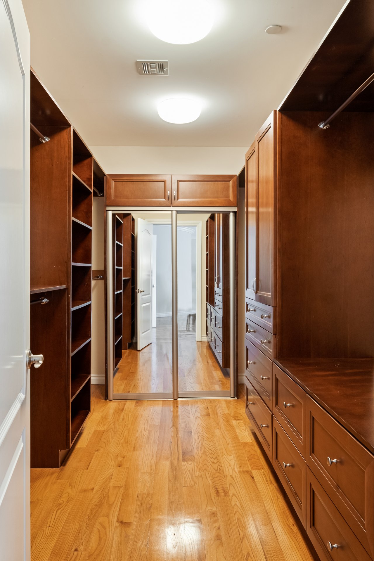11925 Charnock Road, Mar Vista