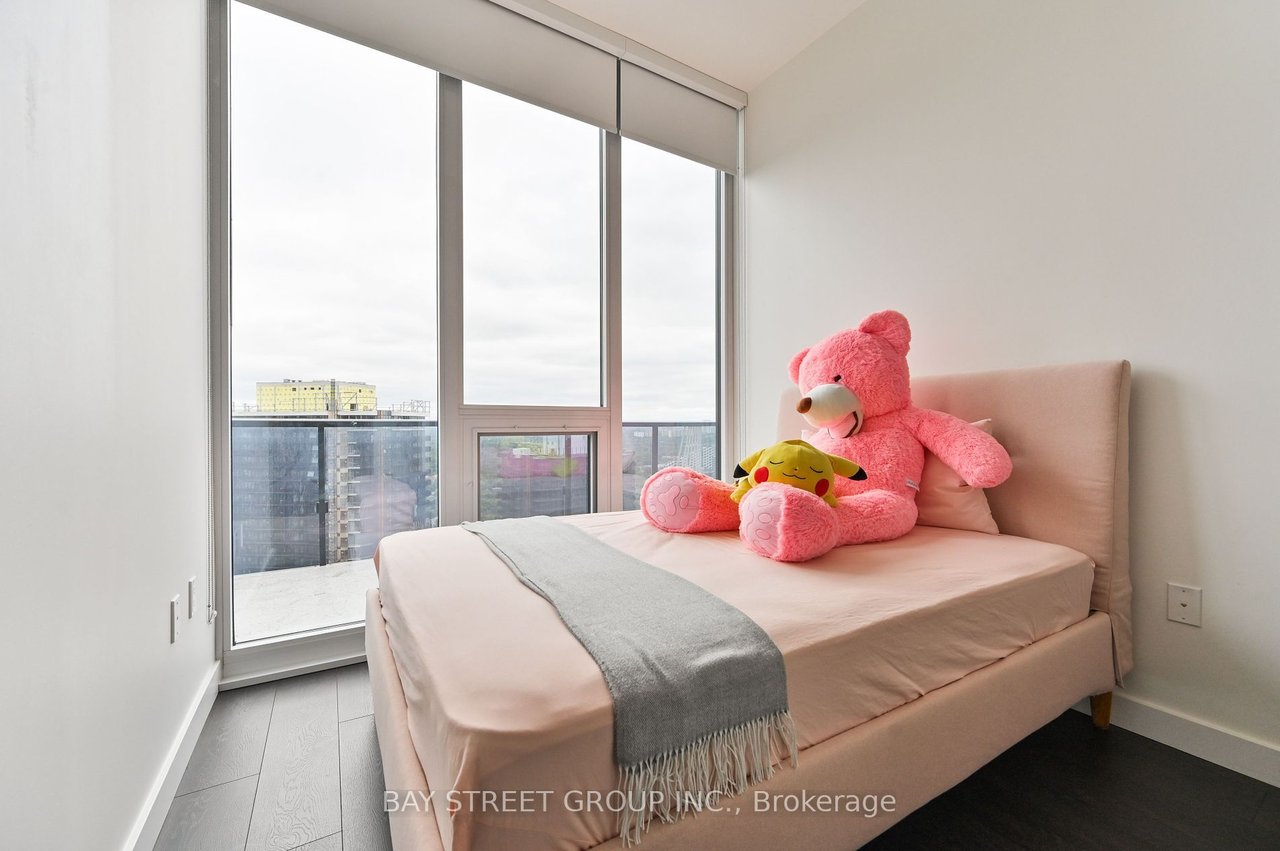 NORTH YORK'S MOST LUXURIOUS PENTHOUSE