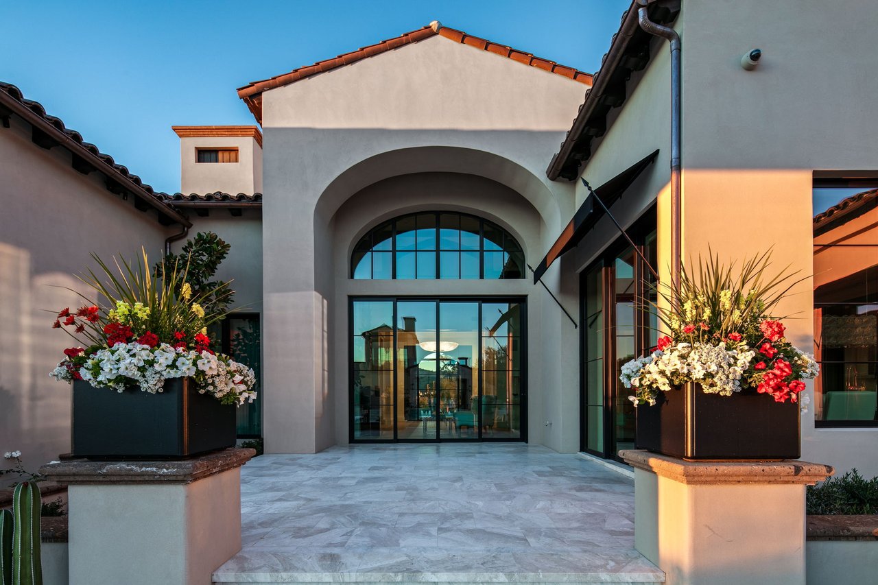 10927 E Windgate Pass Drive, 1519