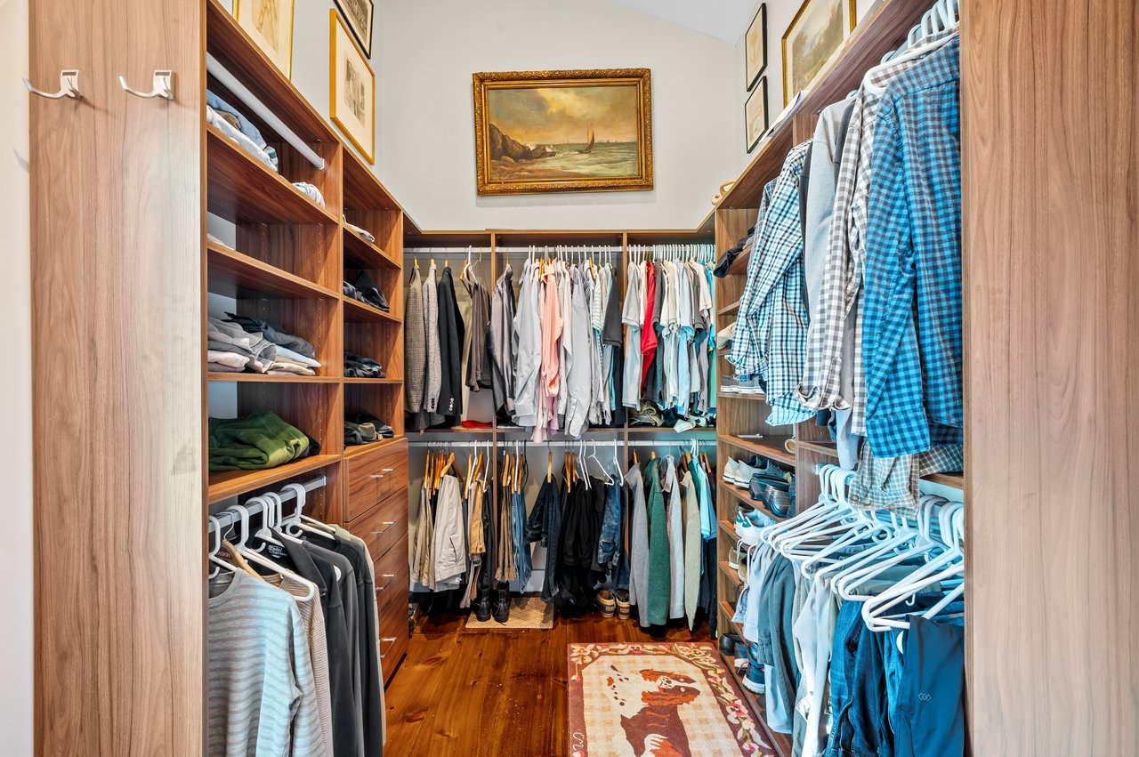 2408 E 800 N, La Porte, IN 46350