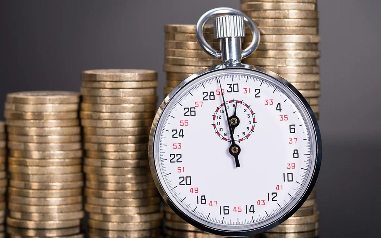 Getting the Highest Price in the Shortest Time