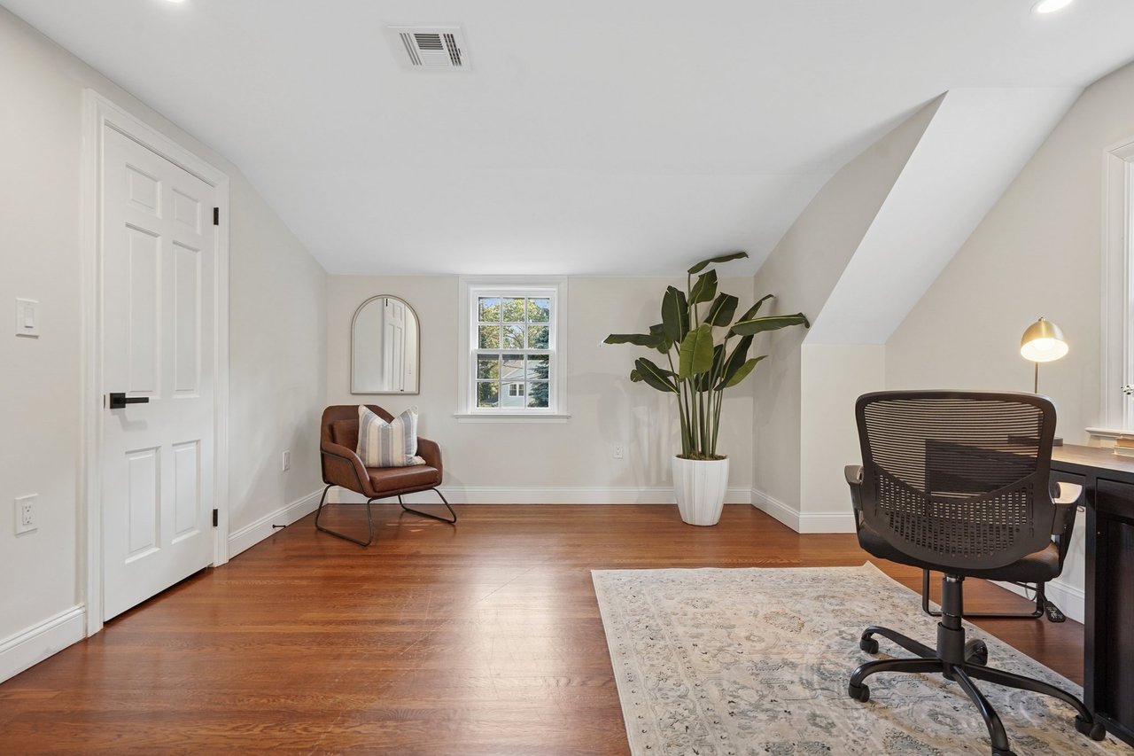 388 Thornden Street