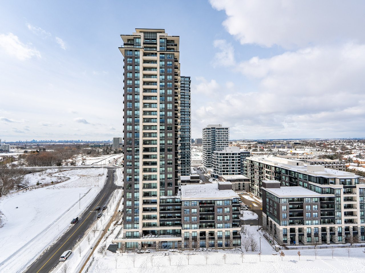 18 Uptown Dr 1910