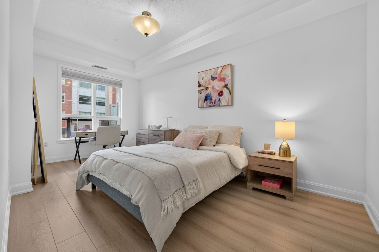 214 - 216 Oak Park Blvd