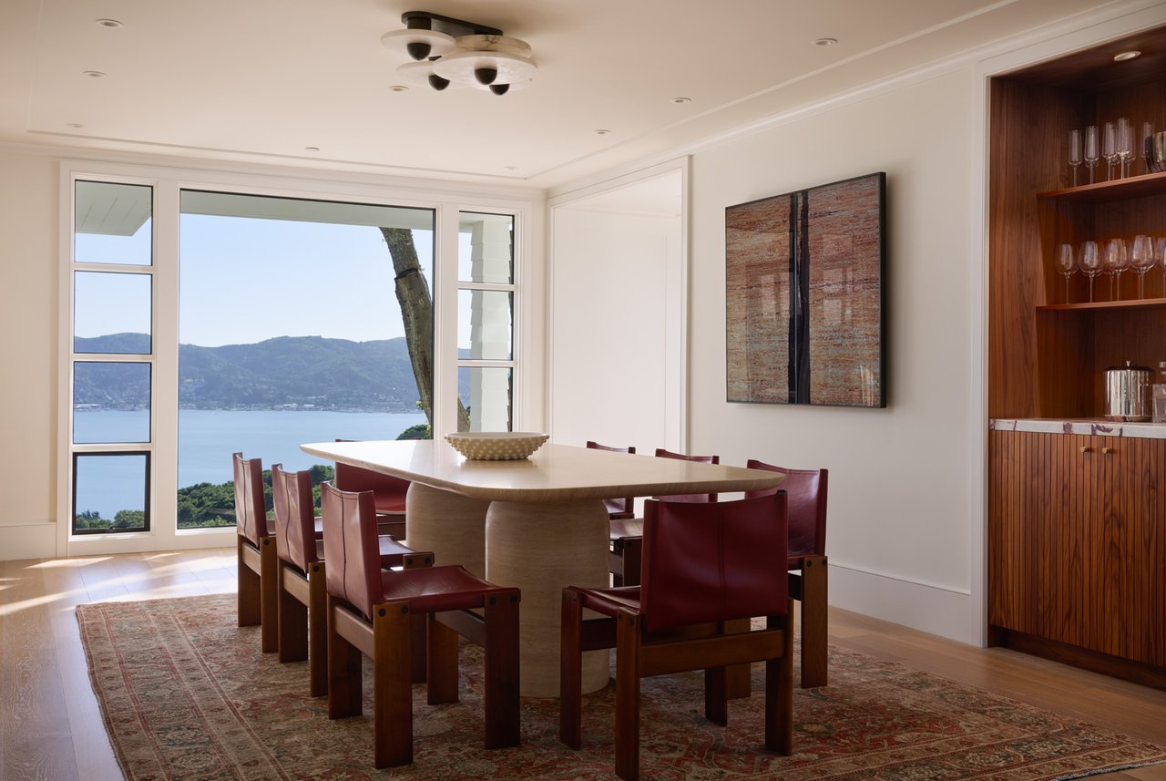 The Extraordinary Round Hill Estate