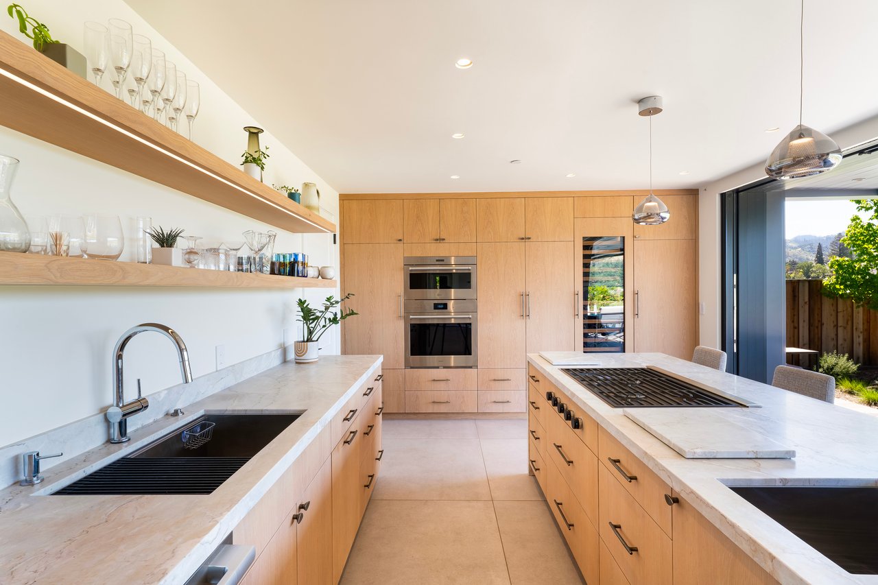 Contemporary Grove
