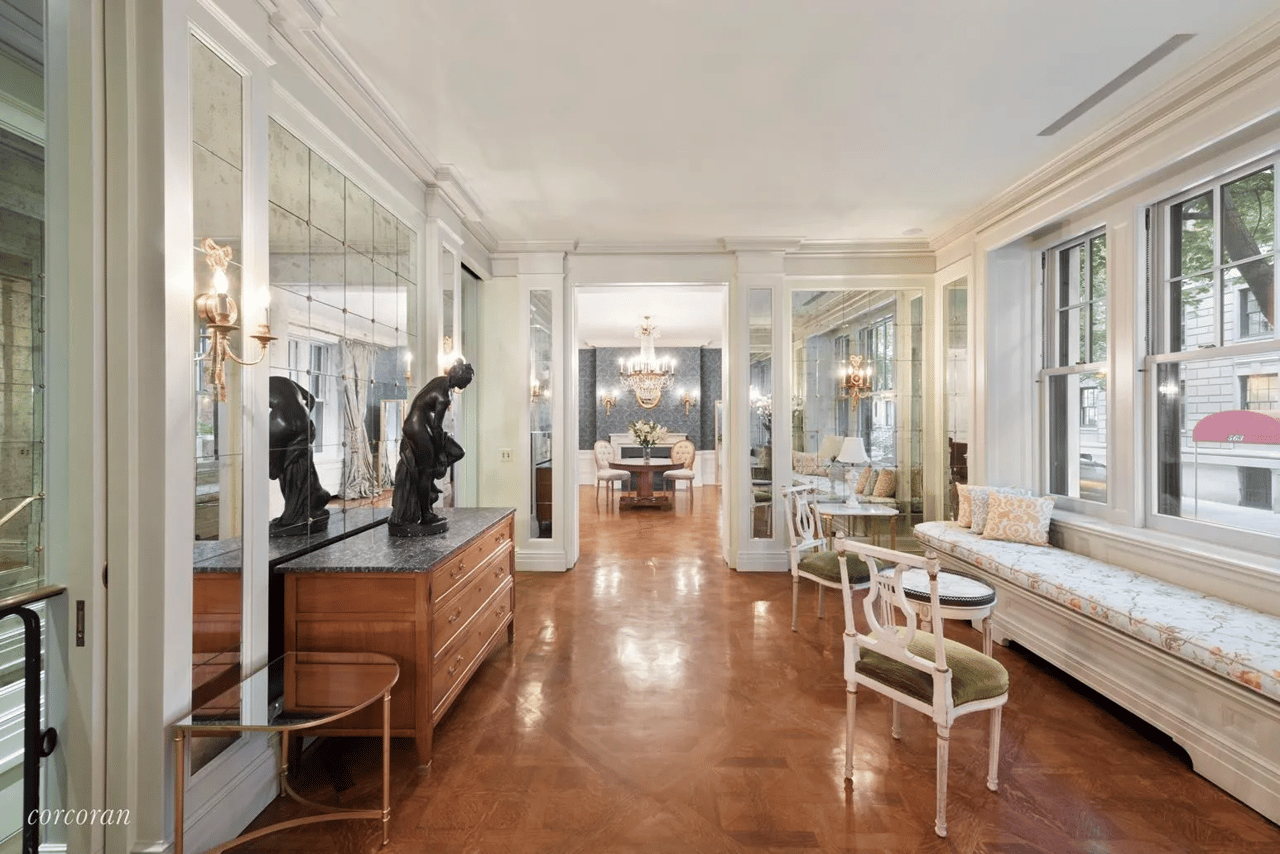 555 Park Avenue #1E