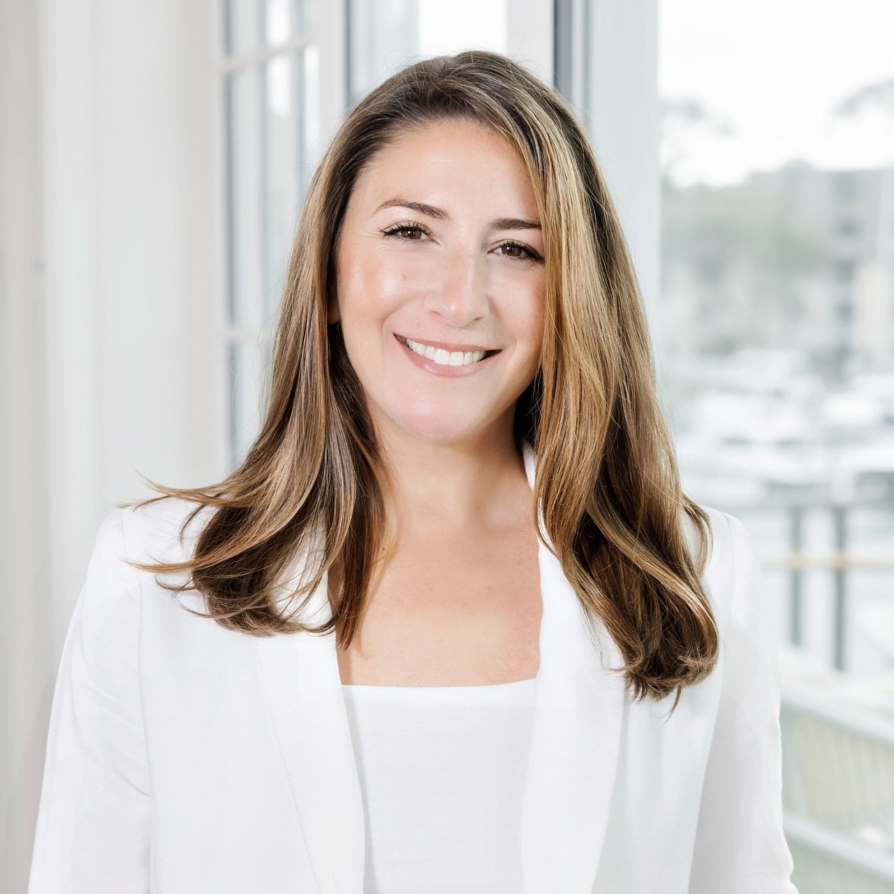 Meg McCray Bluffton, SC Real Estate Agent Headshot