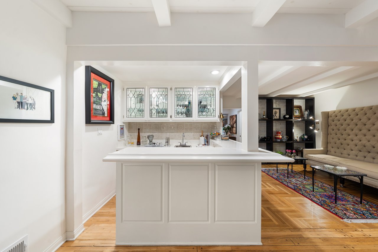 13109 Valley Vista Blvd, Studio City