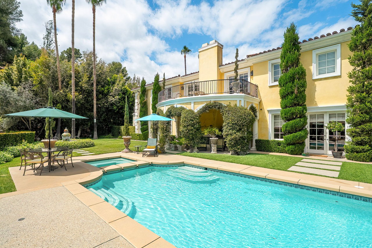 13935 Durham Rd, Beverly Hills 