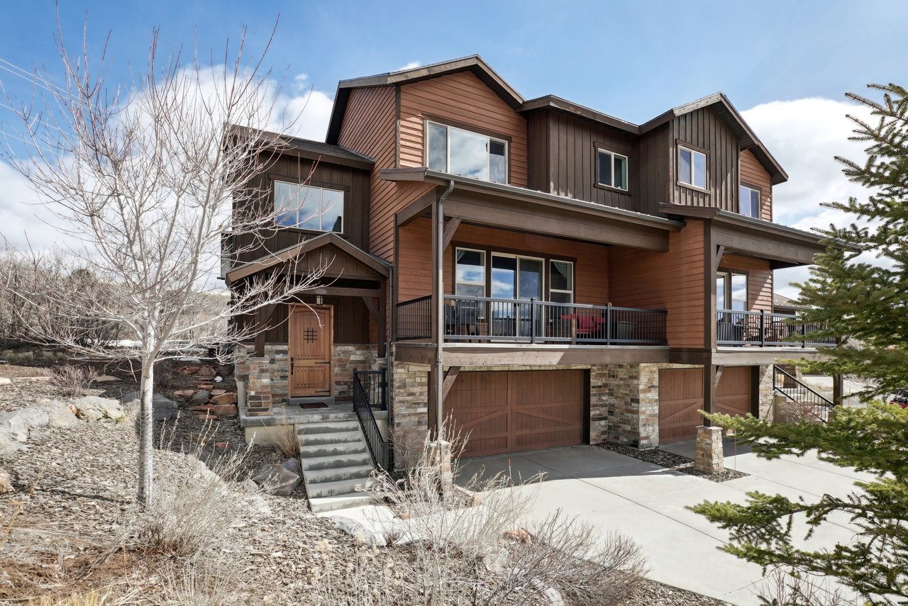 1713 E Viewside Cir