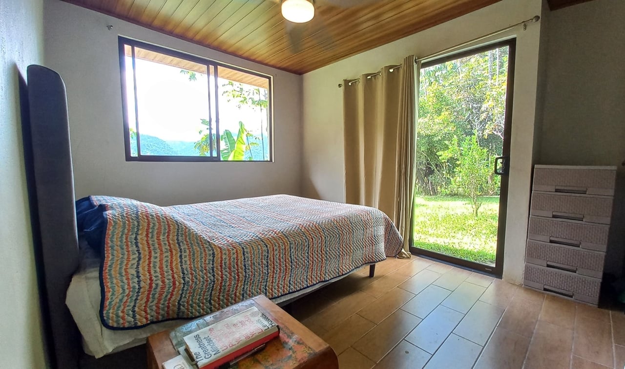 Charming Mountain Retreat with 2 Bedroom Home and Rustic Cabin