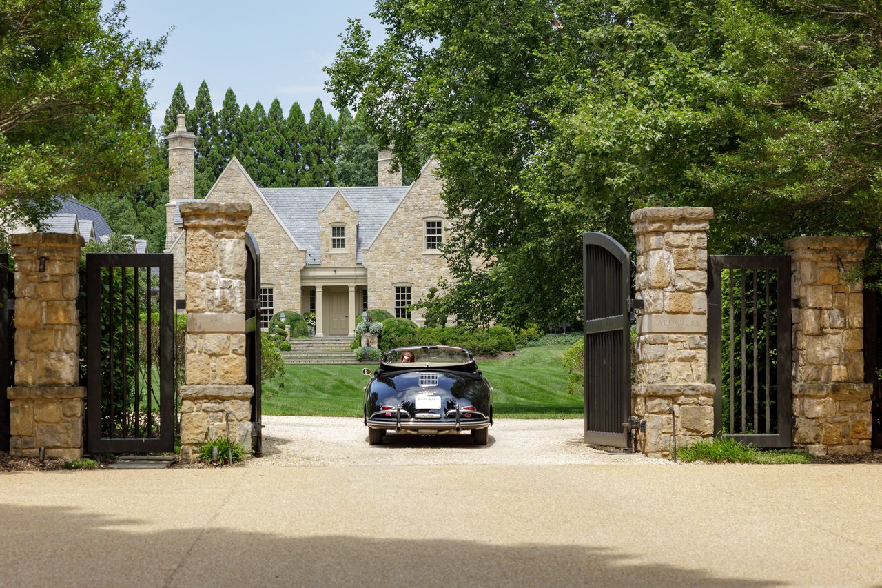 Alderley Manor