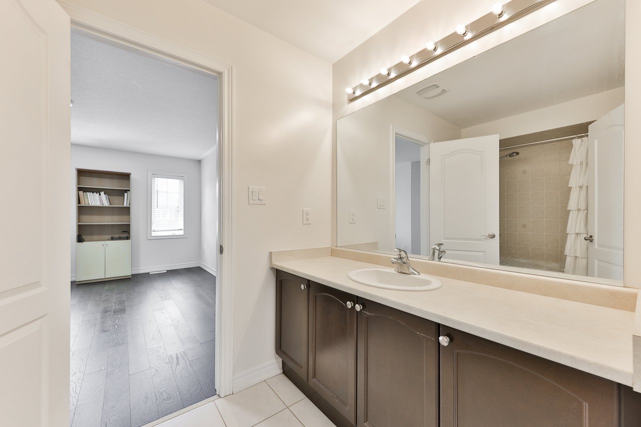 317 Nautical Boulevard, Oakville