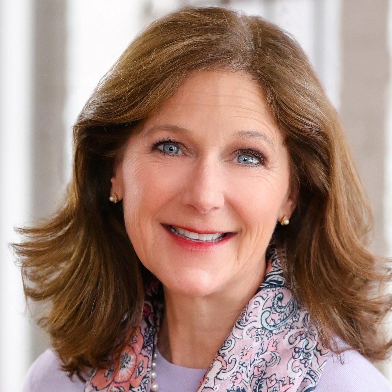 Susan MacKay Bloomington, MN Real Estate Agent Headshot