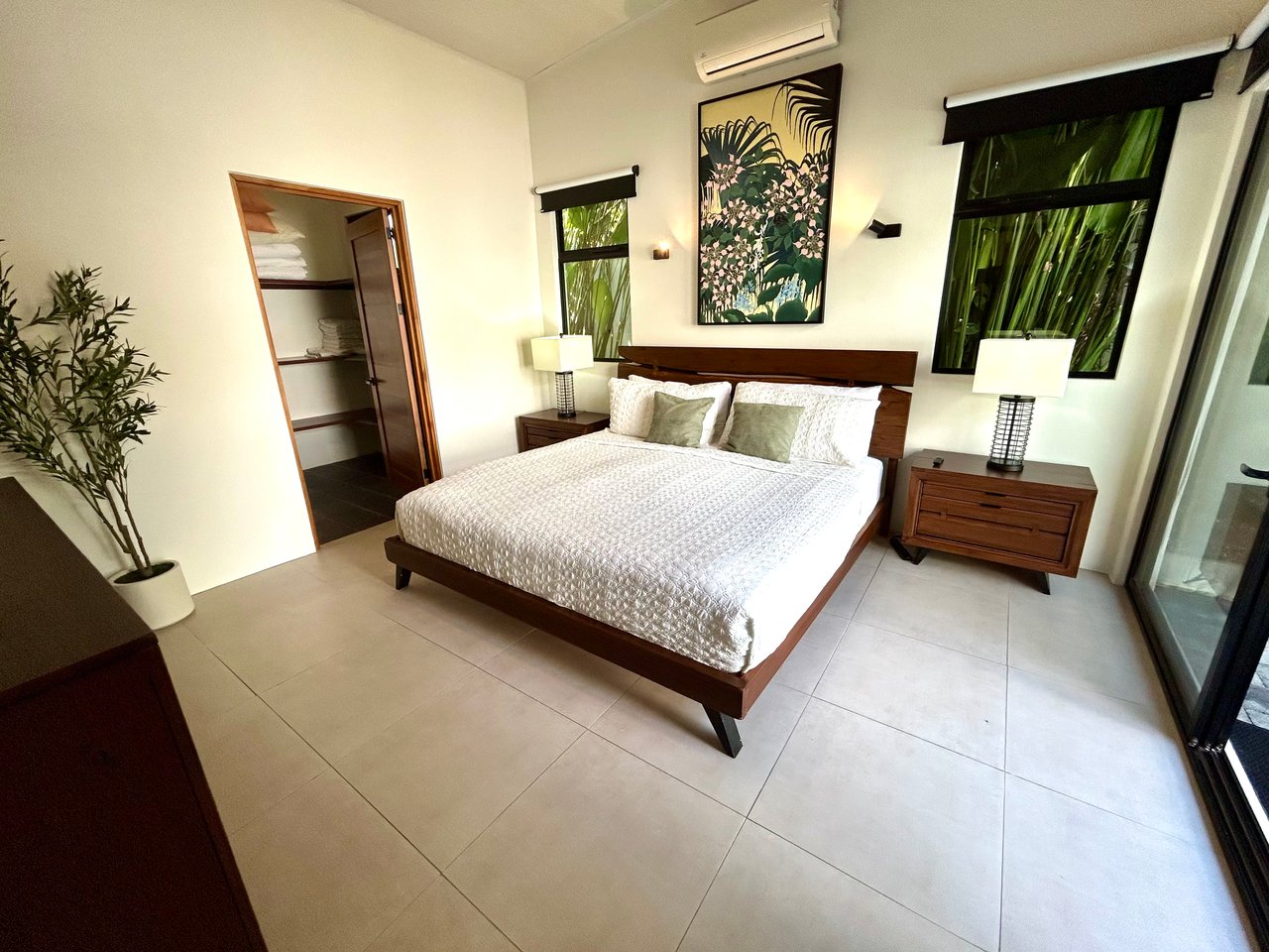 Walk-to-Everything Uvita Retreat | 3BR Home Minutes from the Beach