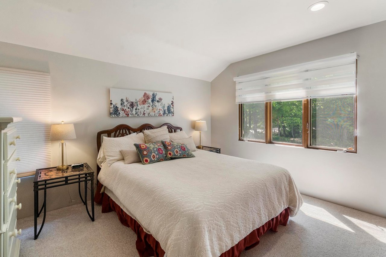 Wildwood Condo, Walloon Lake
