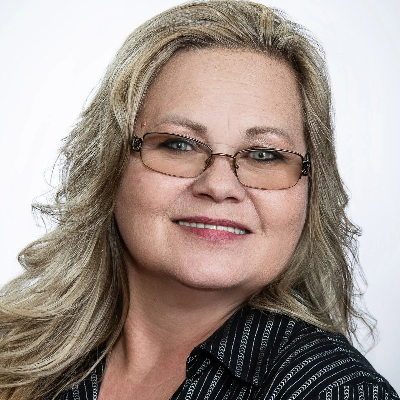 Buffey Joe Ellis Centre, AL Real Estate Agent Headshot