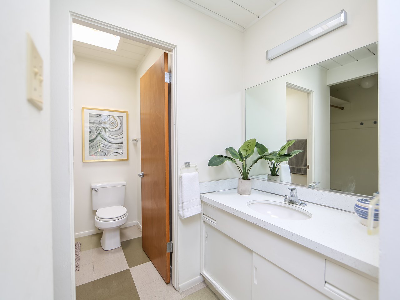 EICHLER Home For Lease In Orange....The ONLY One