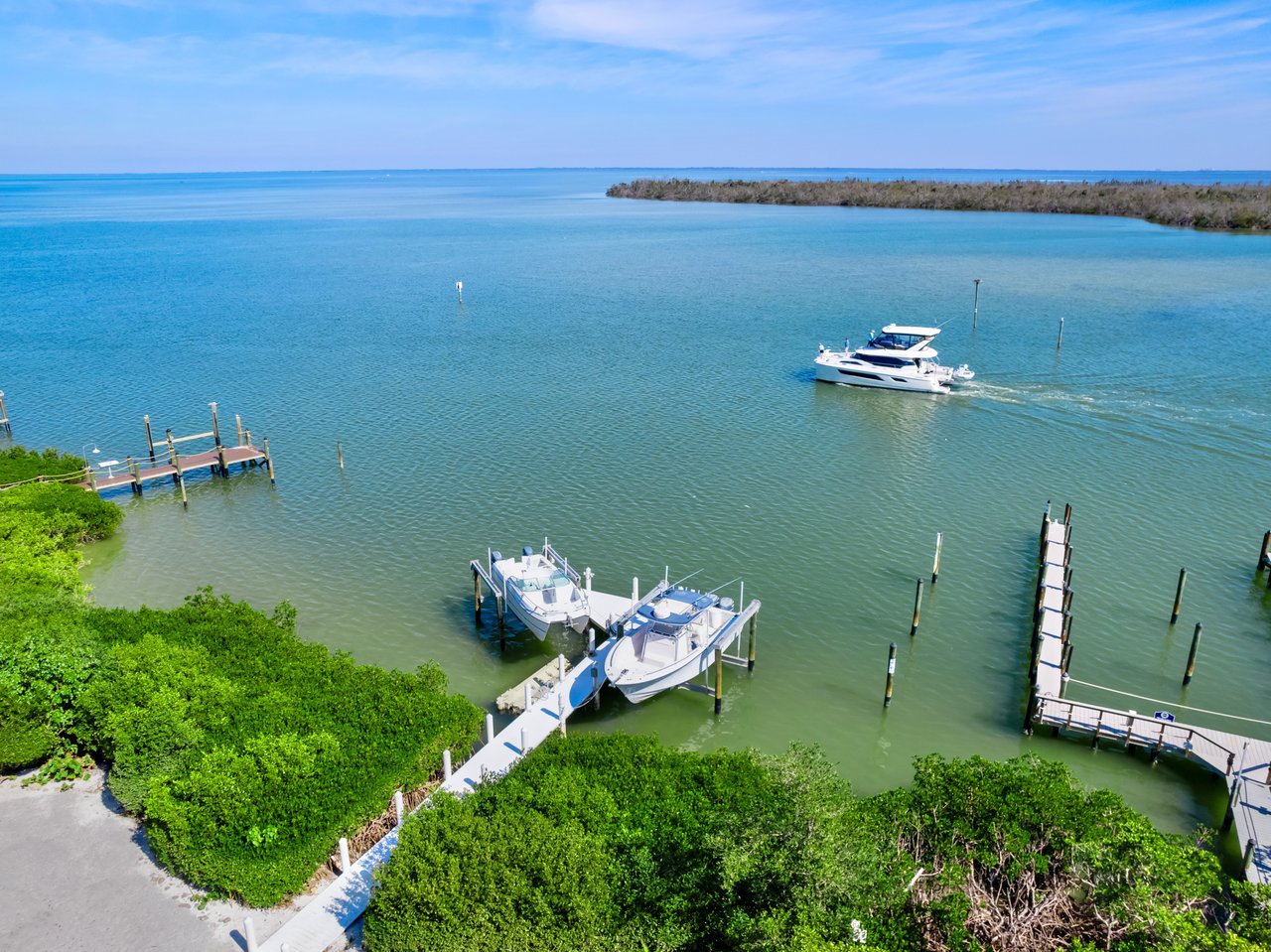 15899 Captiva DR