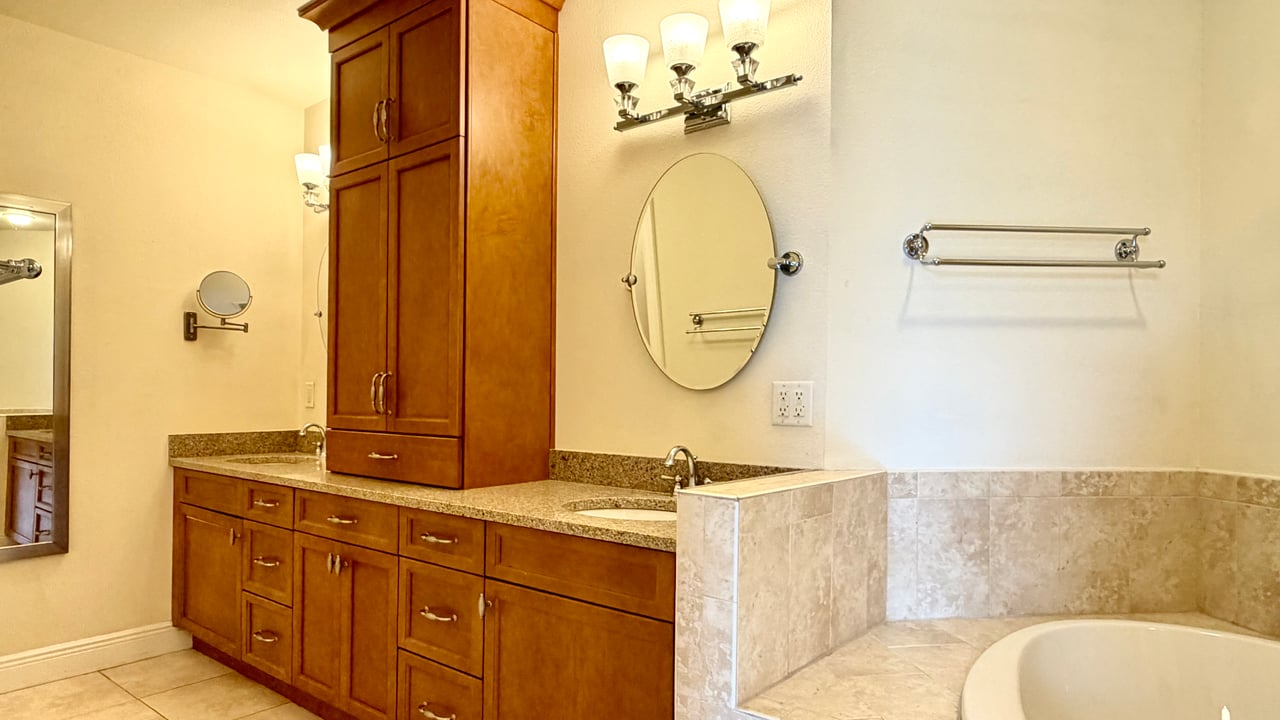 Top Floor Condo at Park West in downtown Winter Park