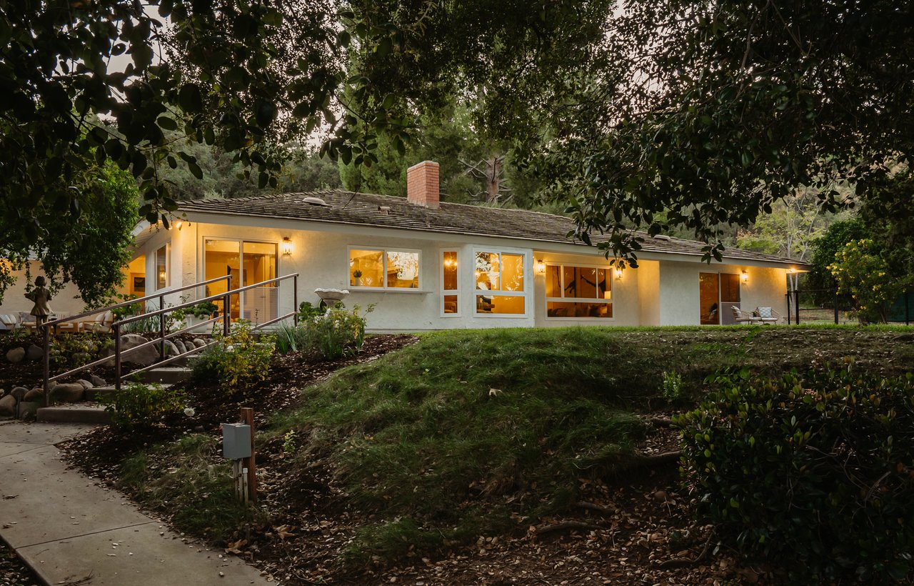 7817 E. Sandberg Lane