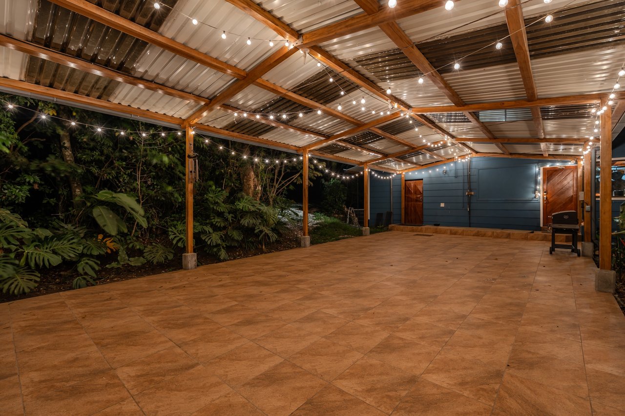 Eco Luxury Estate in Monteverde with Panoramic Gulf Views & Flat Land