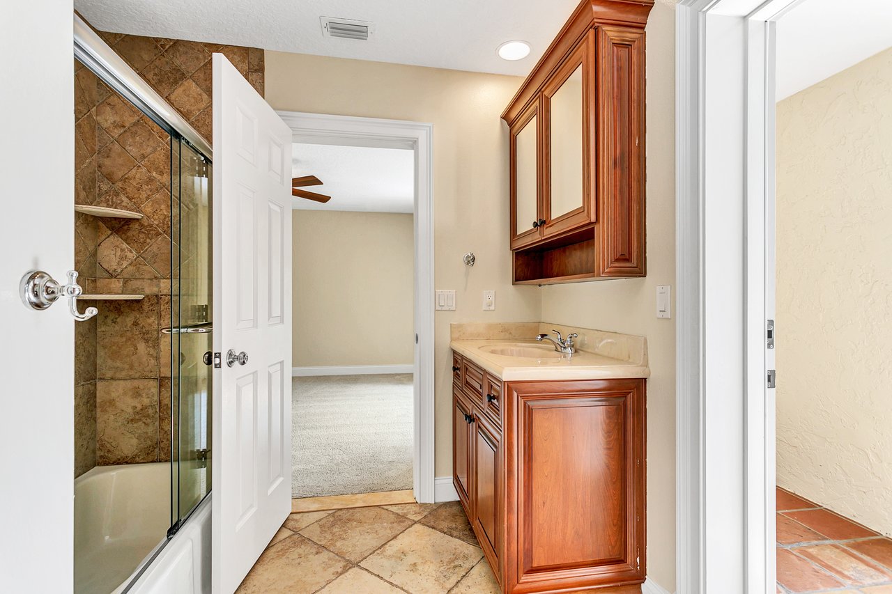 11015 Clipper Court