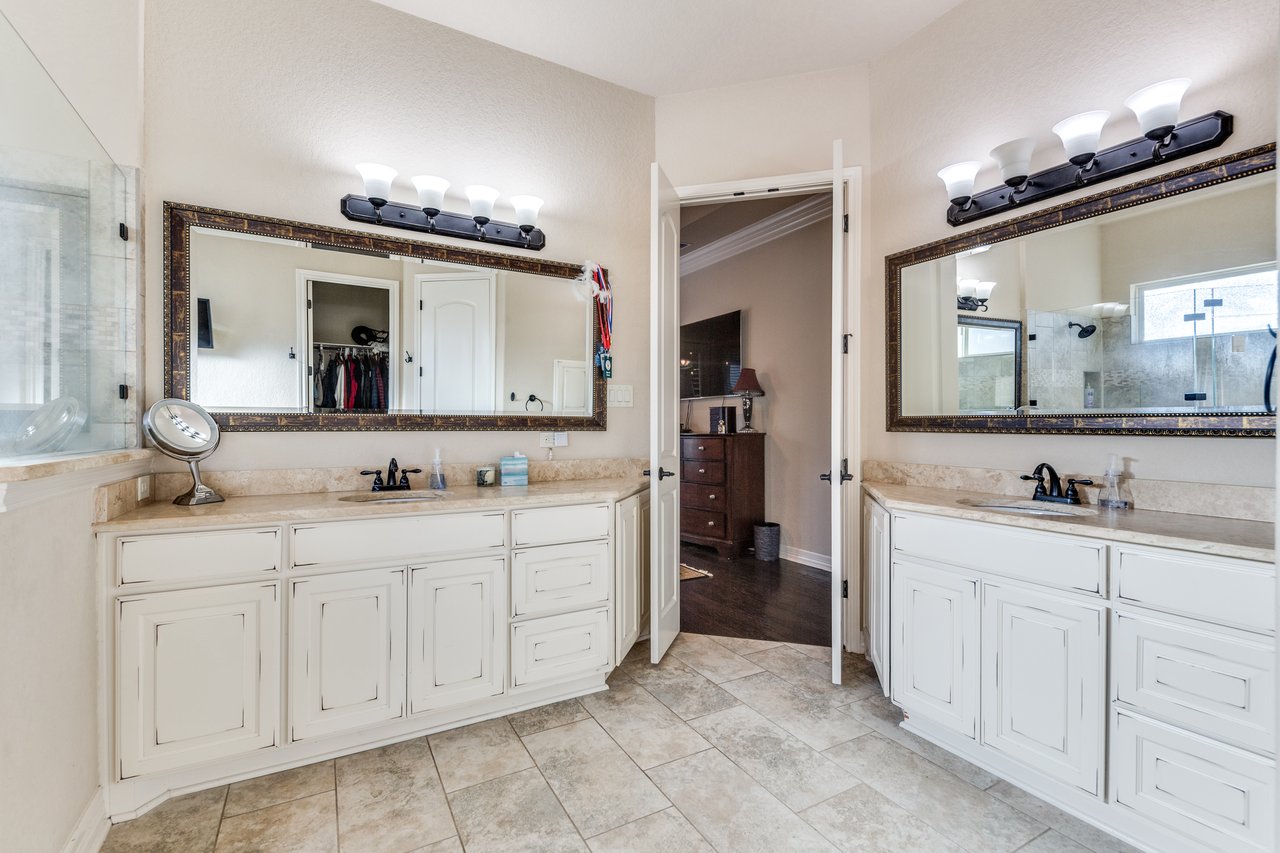 2319 Dunmore Hill