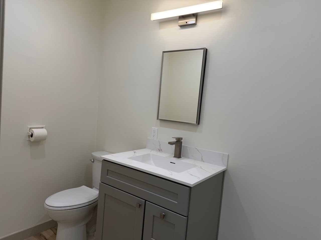 1519-1521 W. Glenoaks