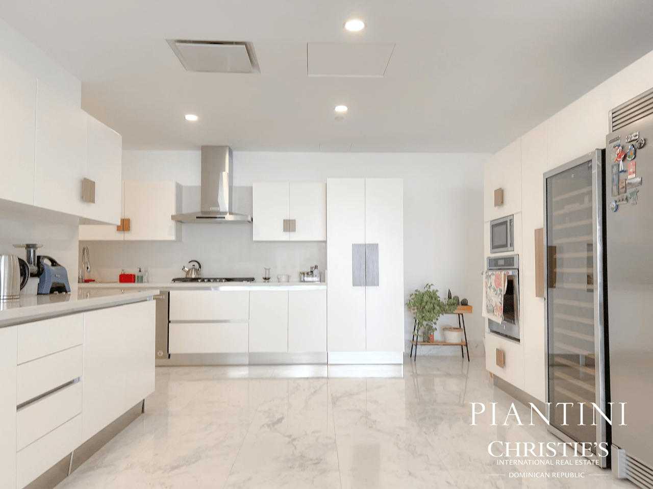 Seurat Luxury Condo