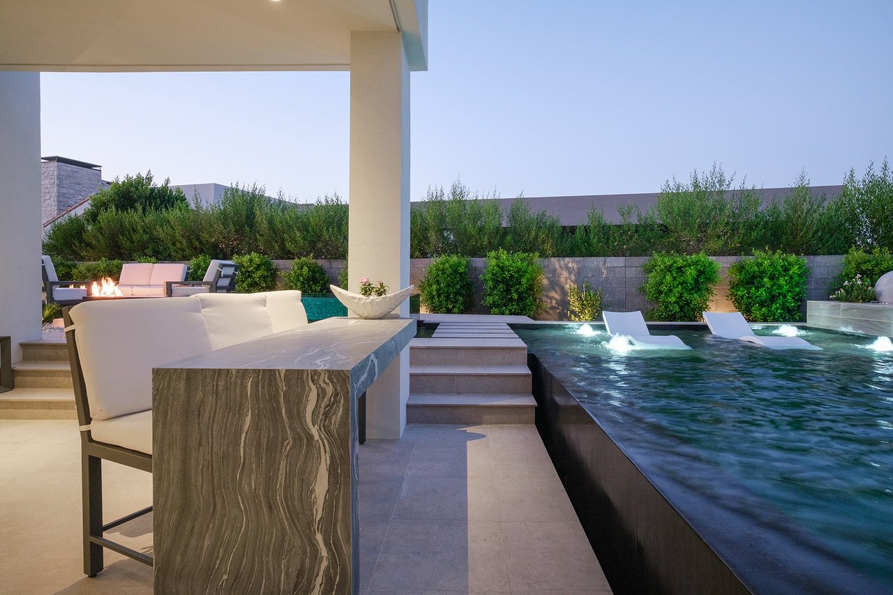 6914 E Cactus Wren Road