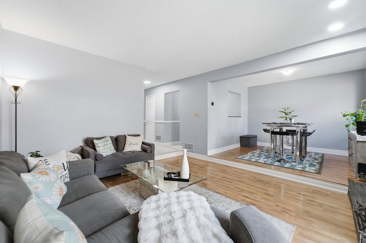 3050 Orleans Rd 111
