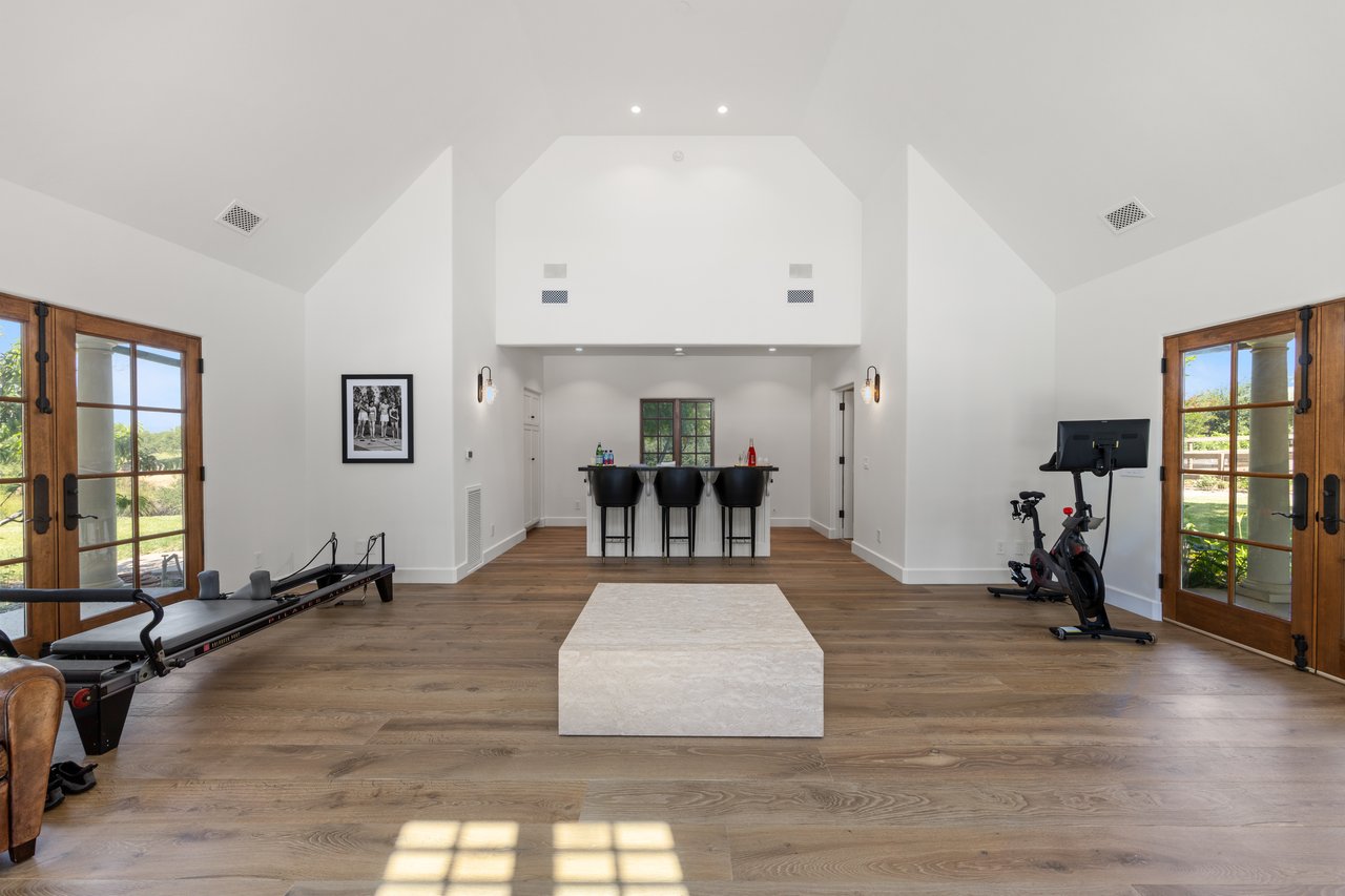 Regency Hills Estate