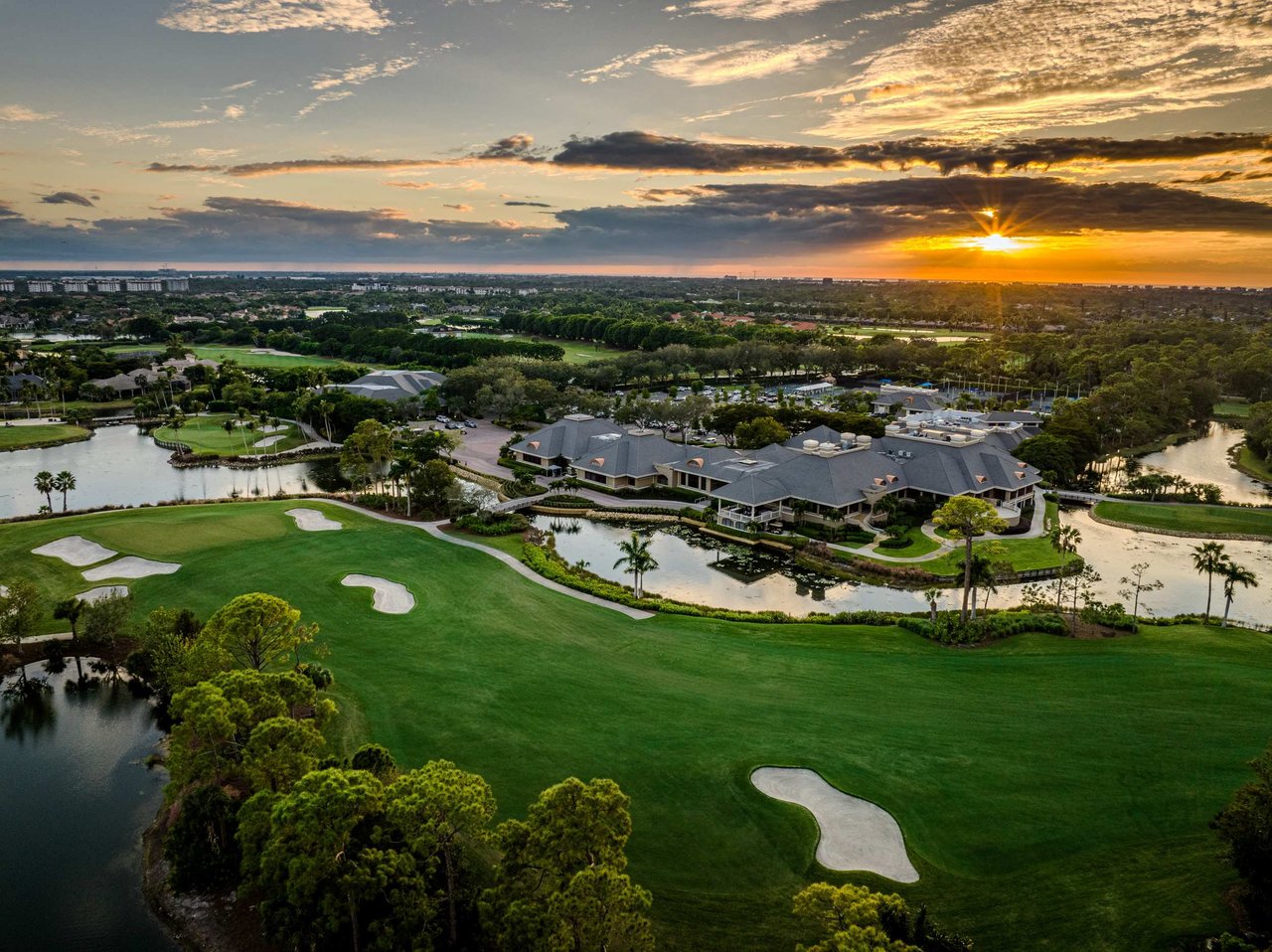 Tee Off in Paradise: Why Golfers Love Naples, Florida’s Golfing Haven