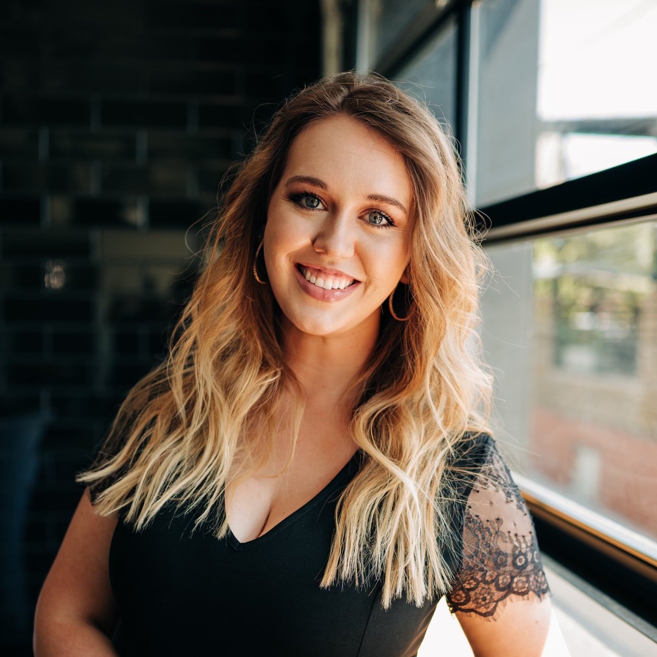 Ashley Stroup Leawood, KS Real Estate Agent Headshot