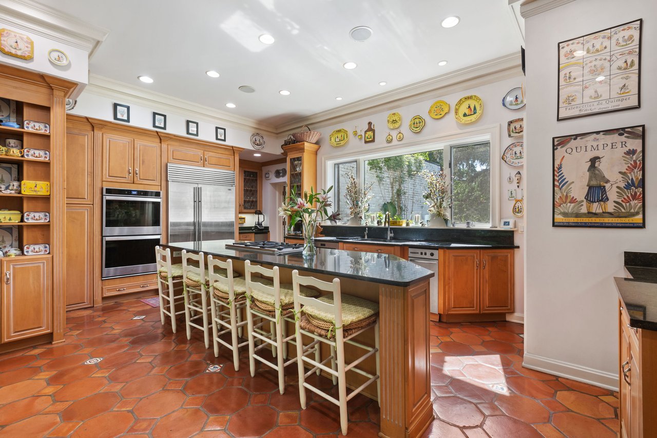 283 West Laurel Ave