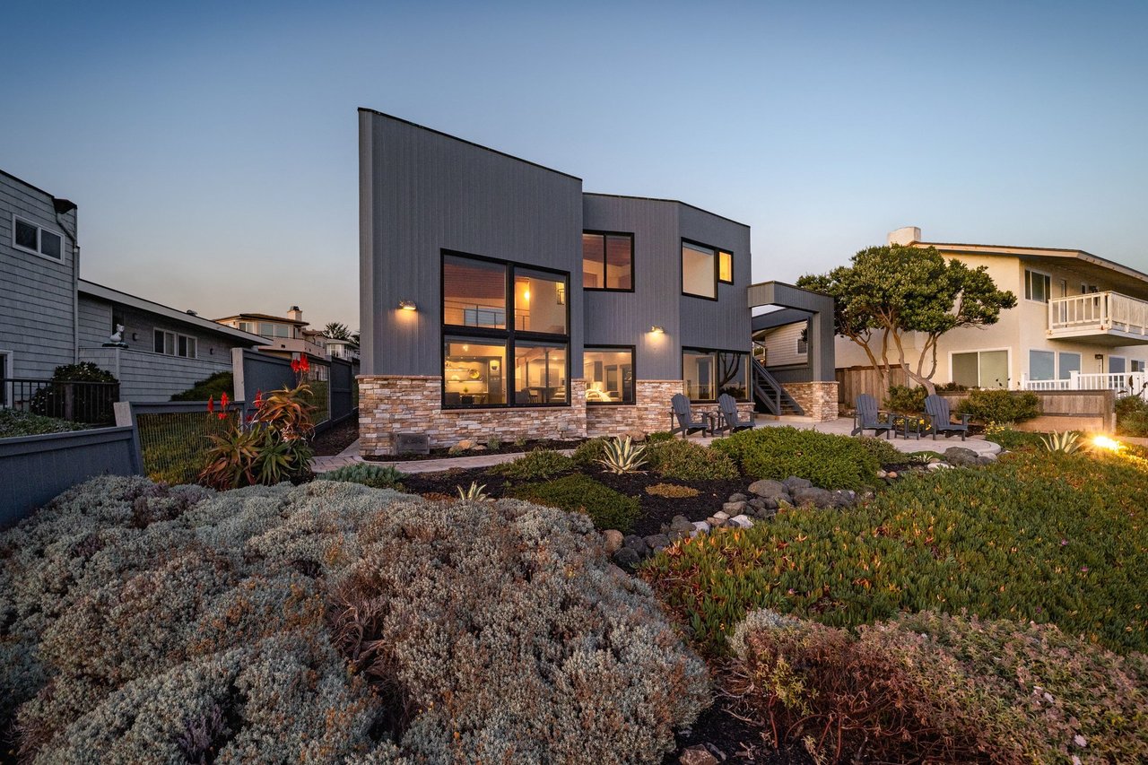 Striking Design on Cambria’s Coastline
