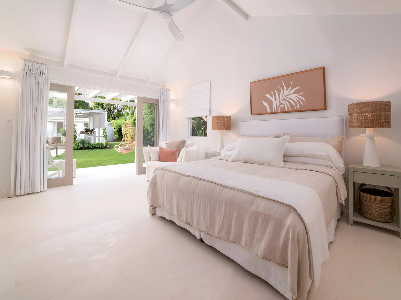 Honeycomb House, Queens Fort