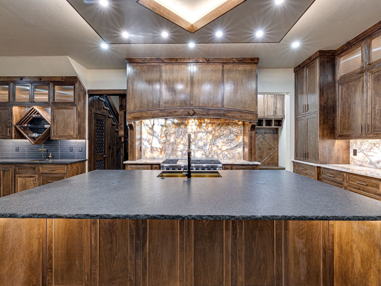 The Diamond Lodge in Mustang, Oklahoma: A Modern Mountain Masterpiece on Cimarron - Wyatt Poindexter - The Agency Oklahoma