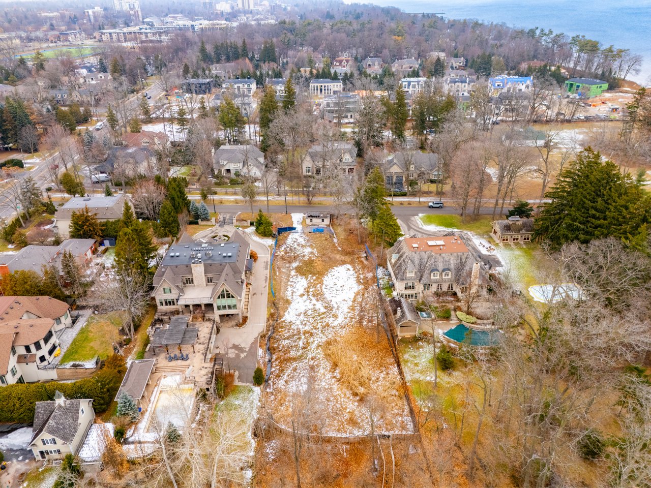 408 Lakeshore Road W, Oakville 
