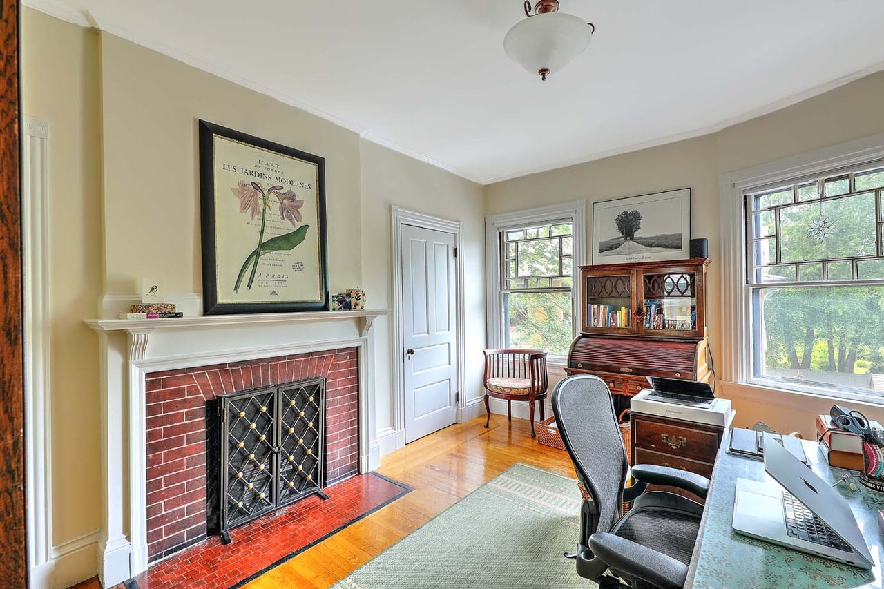 26 Diman Place