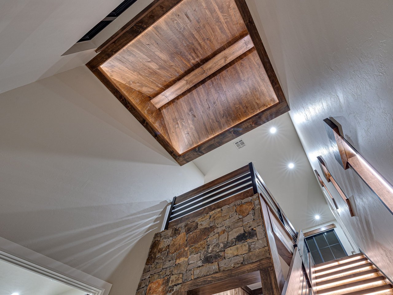 The Diamond Lodge in Mustang, Oklahoma: A Modern Mountain Masterpiece on Cimarron - Wyatt Poindexter - The Agency Oklahoma