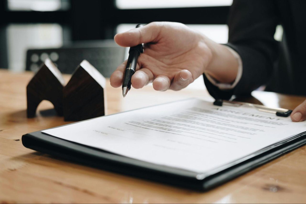 What Does Homeowners Insurance Cover? A Beginner's Guide