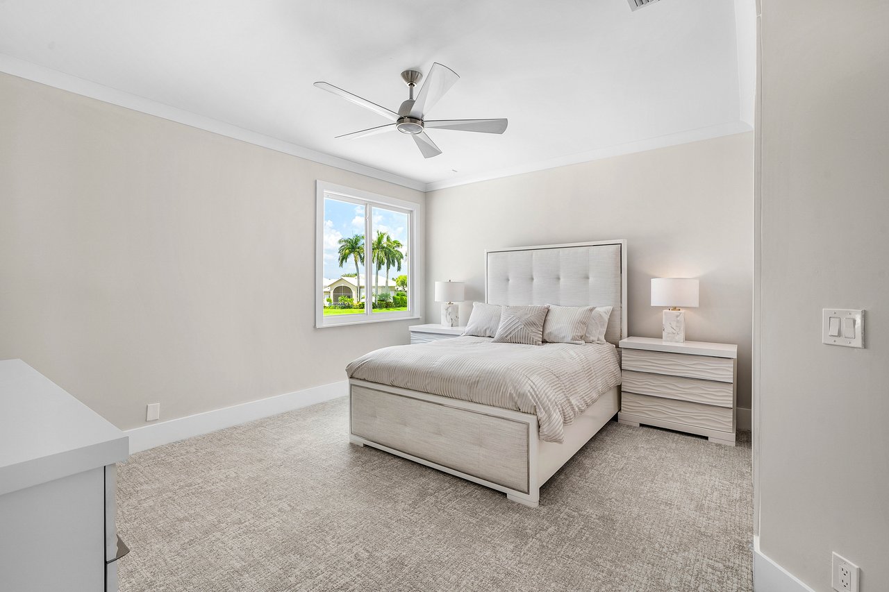 5812 Waterford 